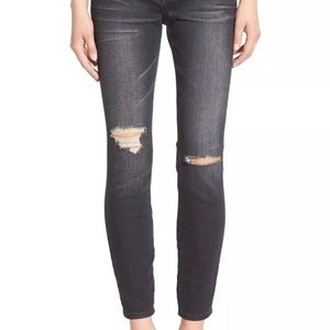 Madewell high riser skinny size. 25